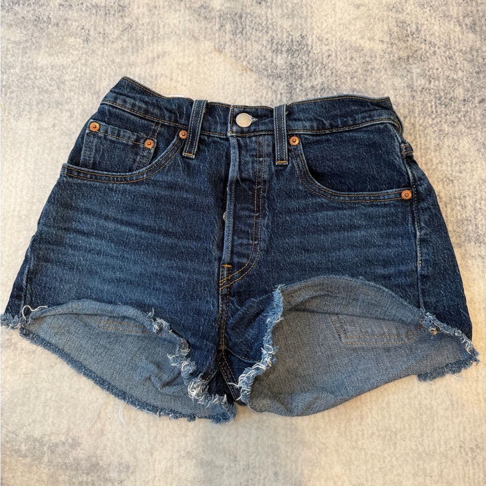 Levi Jean Shorts